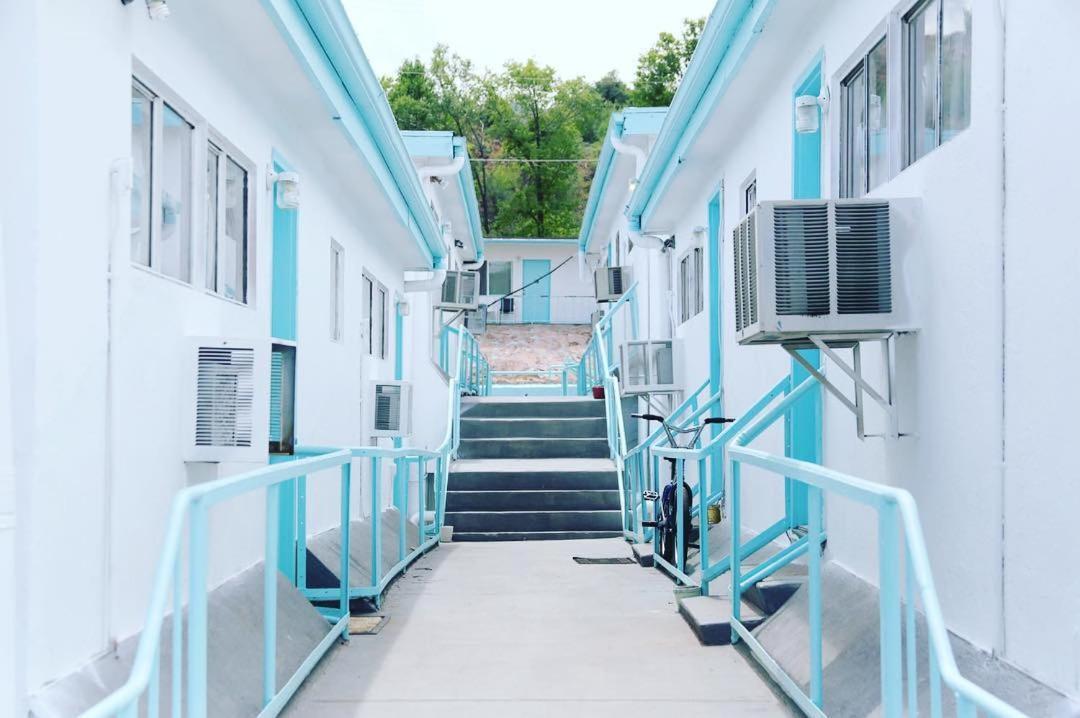 La Fon Motel Маниту Спрингс Экстерьер фото